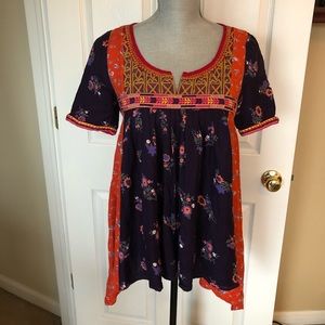 Anthropologie Floreat Embroidered top sz 2